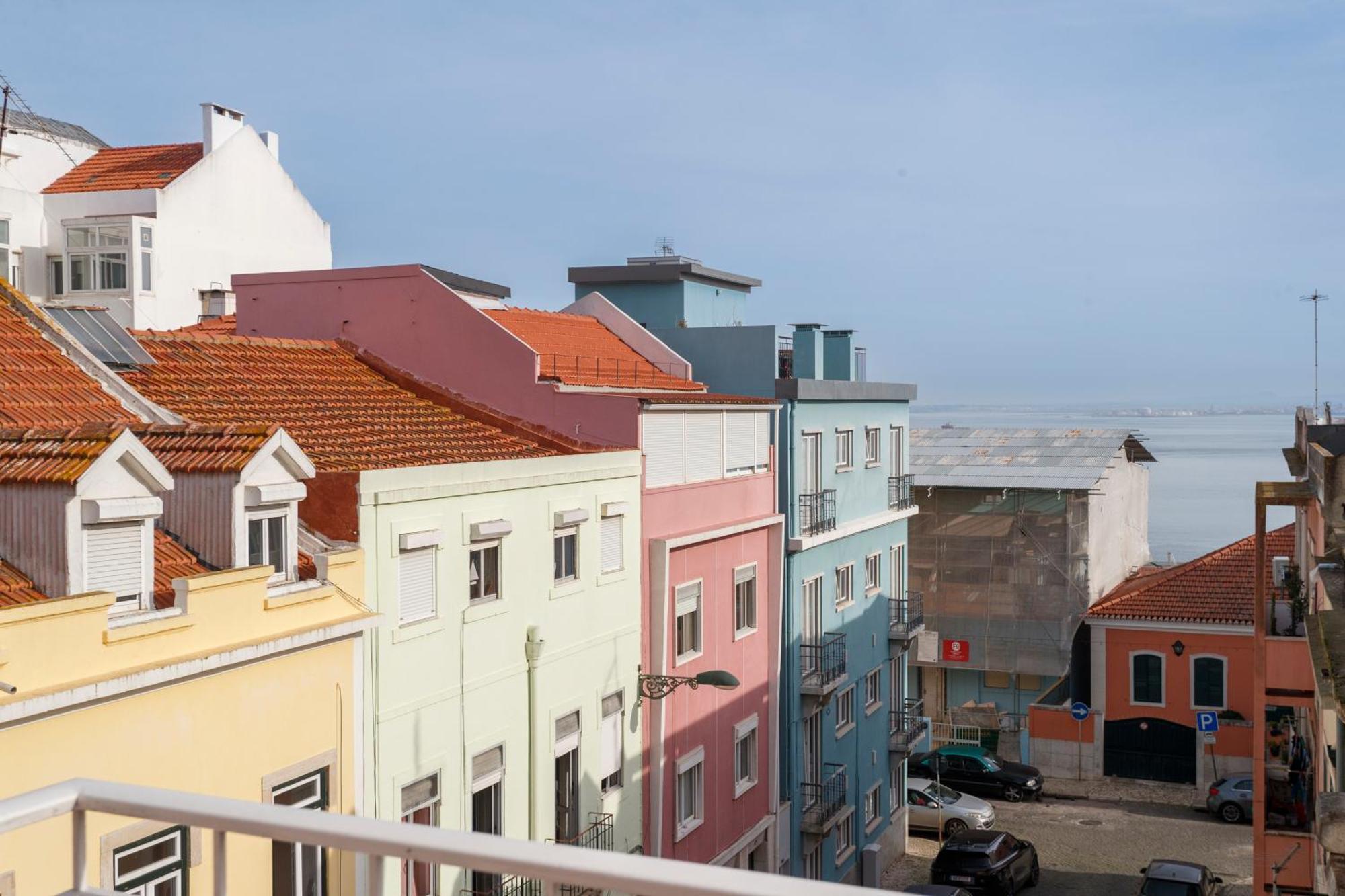 Cortes Apartment In Lisbon Historic Neighborhood Εξωτερικό φωτογραφία